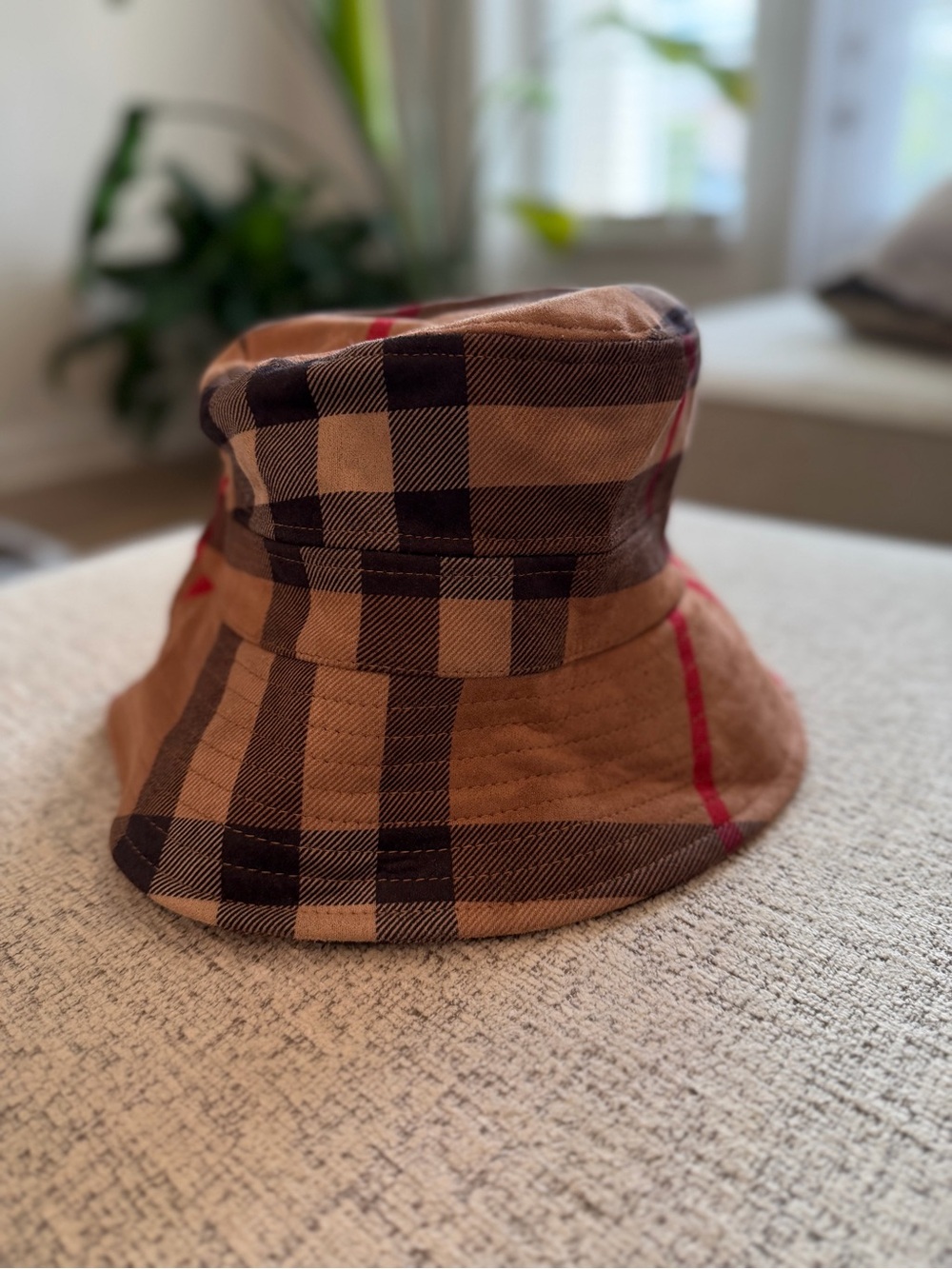 Unbranded Women's Plaid Bucket Hat Tan Brown Black Red Check